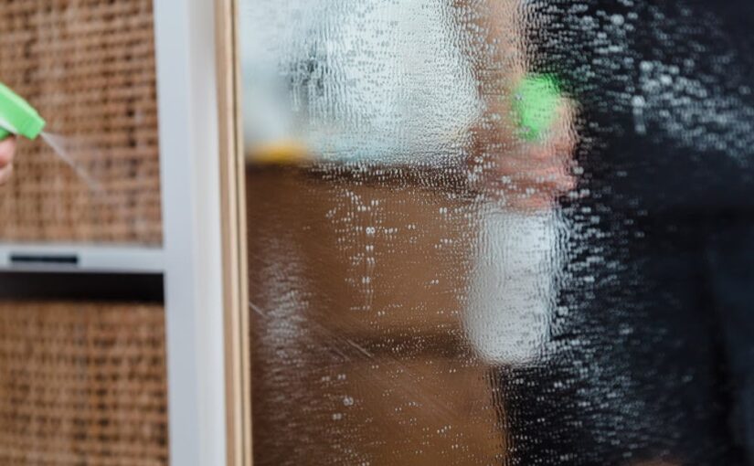 Płyny do mycia a rodzaje powierzchni wymagających czyszczenia